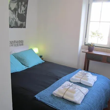 Alvalade Apartment *